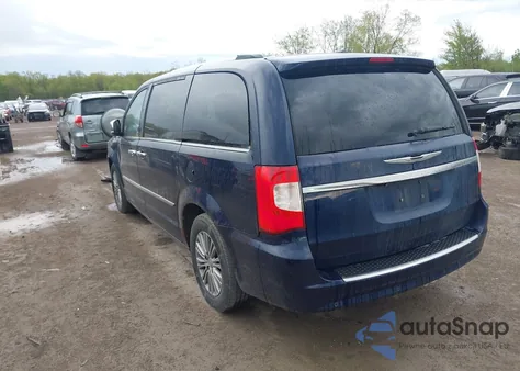 2014 Chrysler Town & Country Touring-L 30Th Anniversary from USA, damaged, VIN 2C4RC1CGXER470420
